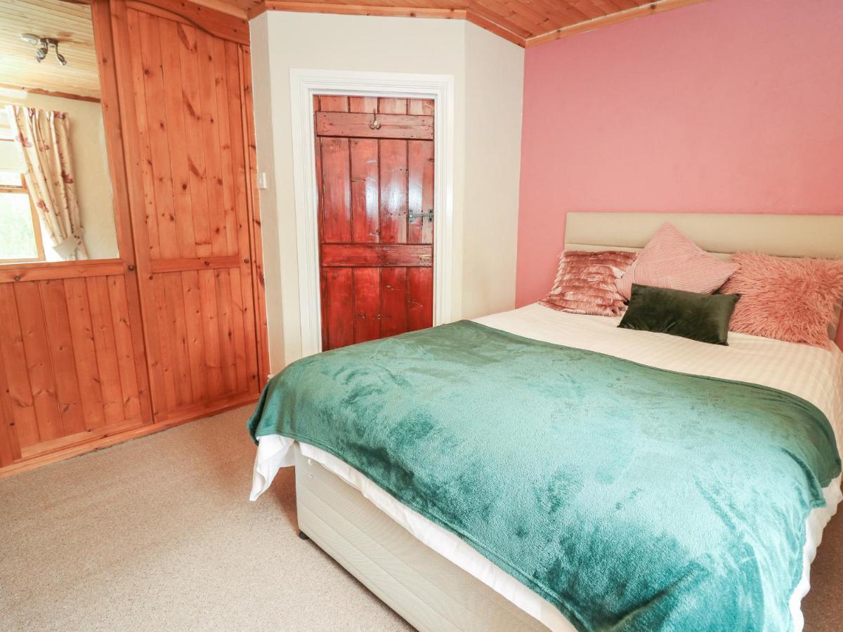 Brook Cottage Llanidloes Bagian luar foto
